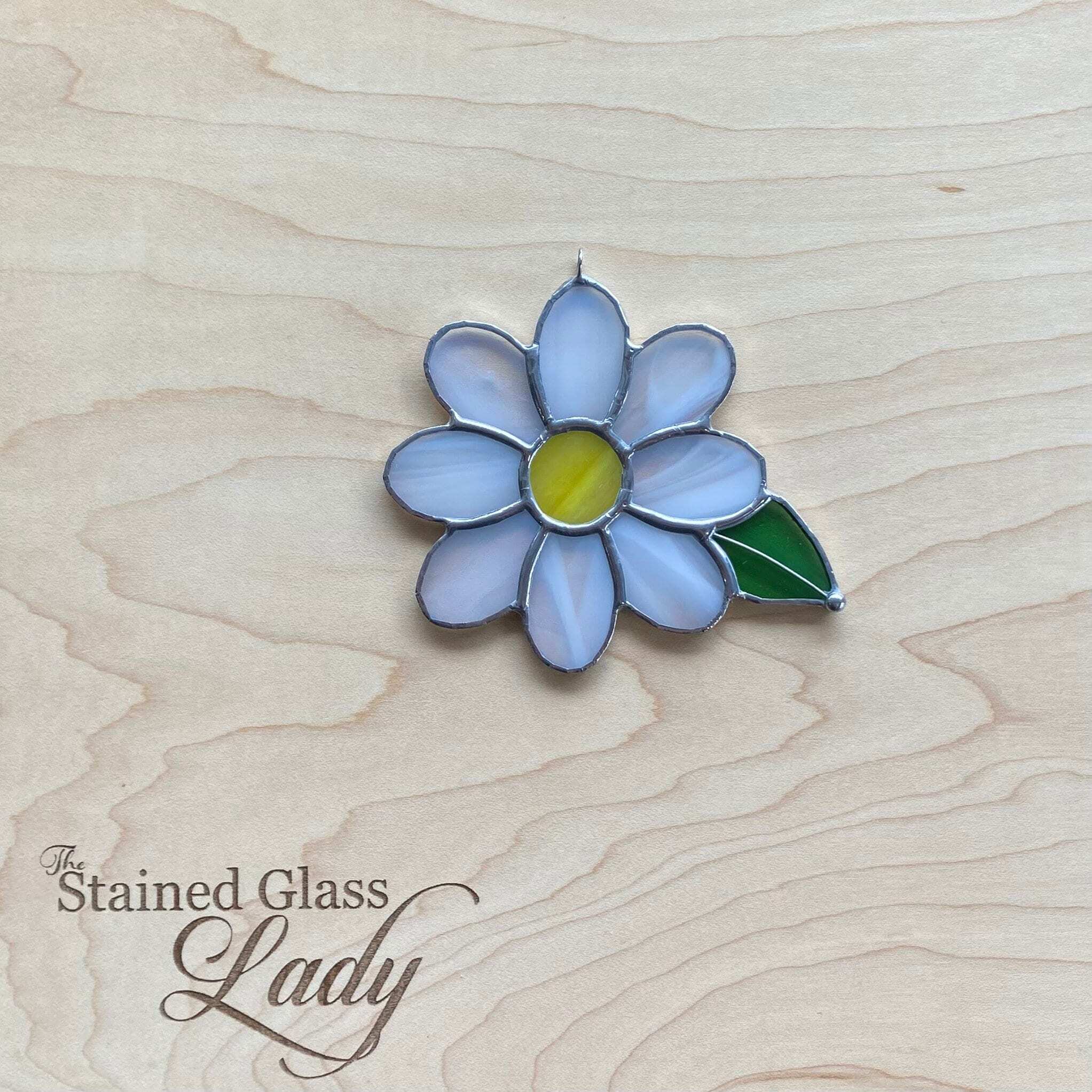 Stainglass Shasta popular daisey suncatcher